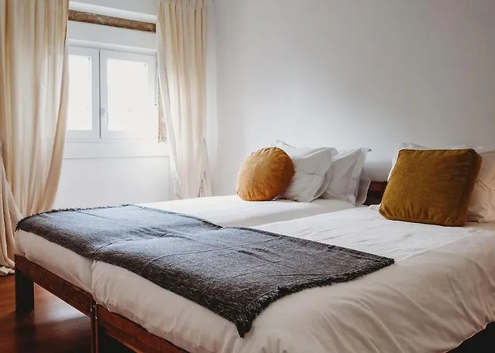 Artist's Corner In Caldas Appartement